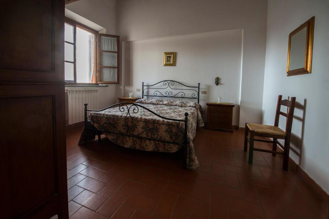 Agriturismo Poggio Al Tesoro Crespina Eksteriør billede