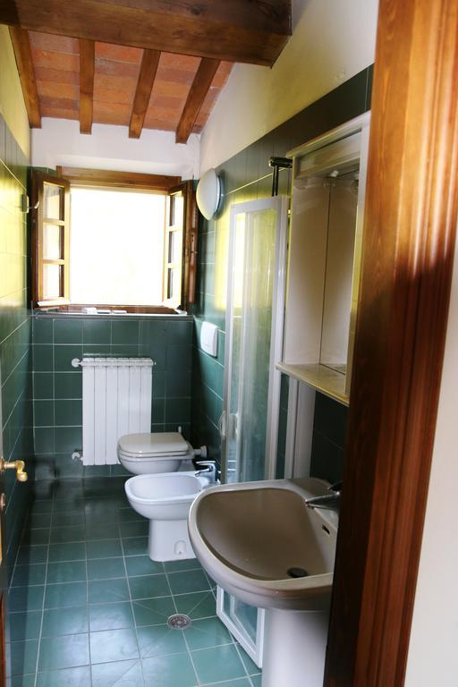 Agriturismo Poggio Al Tesoro Crespina Eksteriør billede