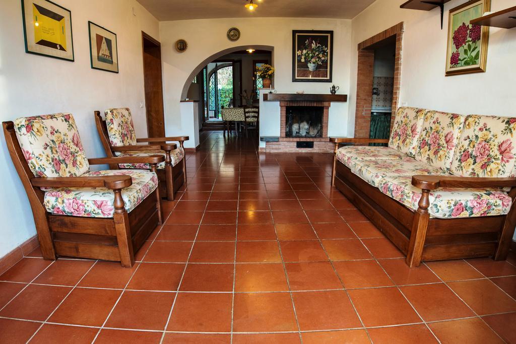 Agriturismo Poggio Al Tesoro Crespina Eksteriør billede