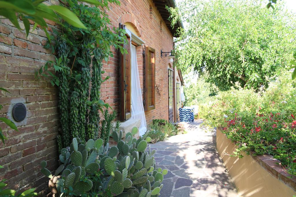 Agriturismo Poggio Al Tesoro Crespina Eksteriør billede