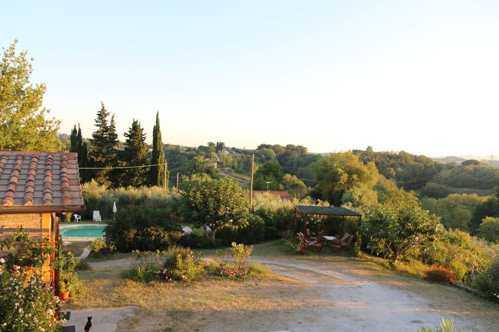 Agriturismo Poggio Al Tesoro Crespina Eksteriør billede