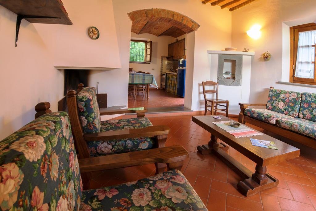 Agriturismo Poggio Al Tesoro Crespina Eksteriør billede
