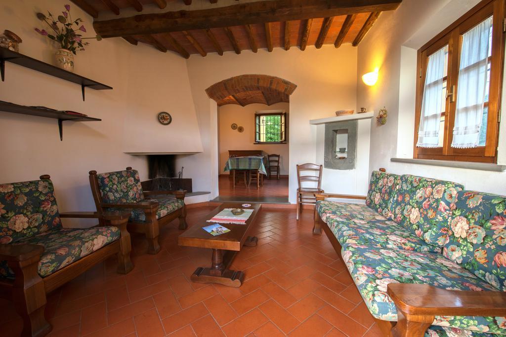 Agriturismo Poggio Al Tesoro Crespina Eksteriør billede